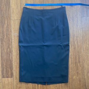 MaxMara very very dark charcoal pencil skirt